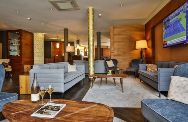 Bacchus Hotel