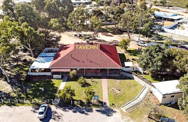 Badgi tavern