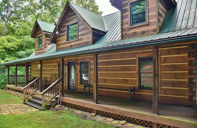 'Bair' Necessities relaxing Cabin with Fire Pit