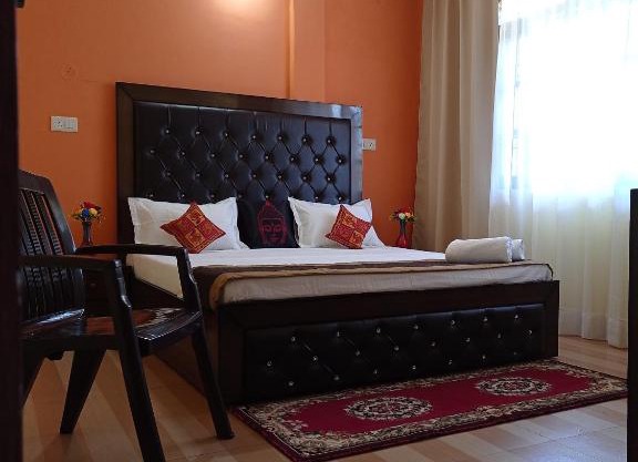 Bakshi Home Stay