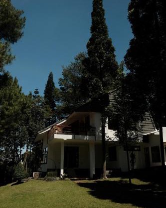 Balconé Lodge