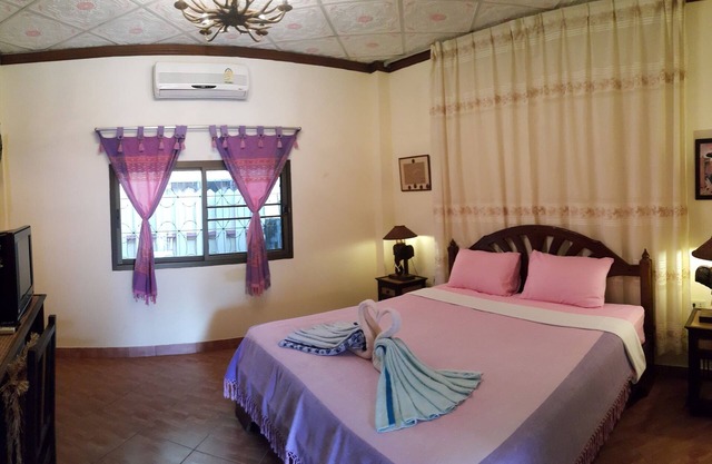 Bali room 27 - 1 double bed