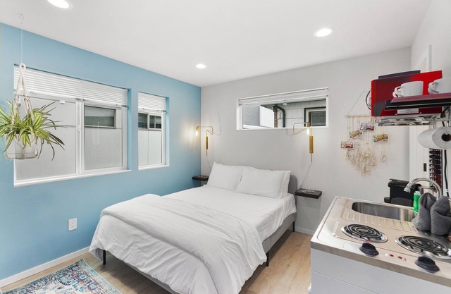 Ballard's sweet suites