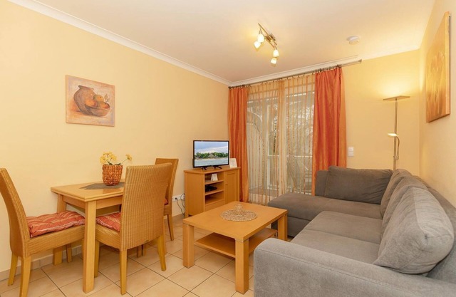 Baltic Sea apartment with two balconies and sea view - sauna area in the house included