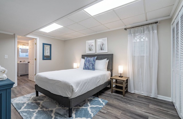 Basement 1BR! Pet Friendly w/Weekly Deals