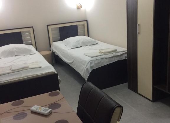 Batumi Guesthouse 28a