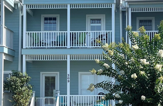 🌴Bay Breeze Believer Apalachicola Bay Front Home with Fishing Dock🌴