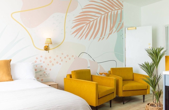 Bay View Double Cabana + Balcony