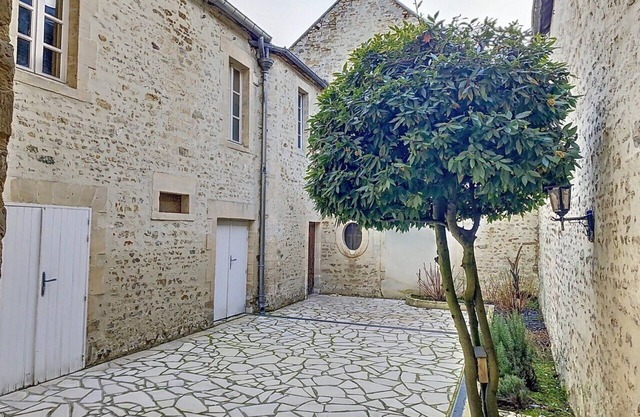 Bayeux, cosy studio apartment in the heart of the town center.
