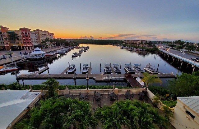 Bayfront Inn Fifth Avenue