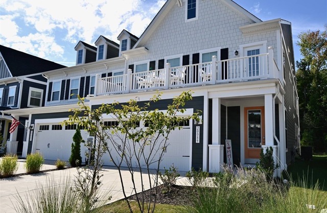 Bayside Resort * 1 Small Dog Allowed: Luxury 5BR Beach Home * W Fenwick Island