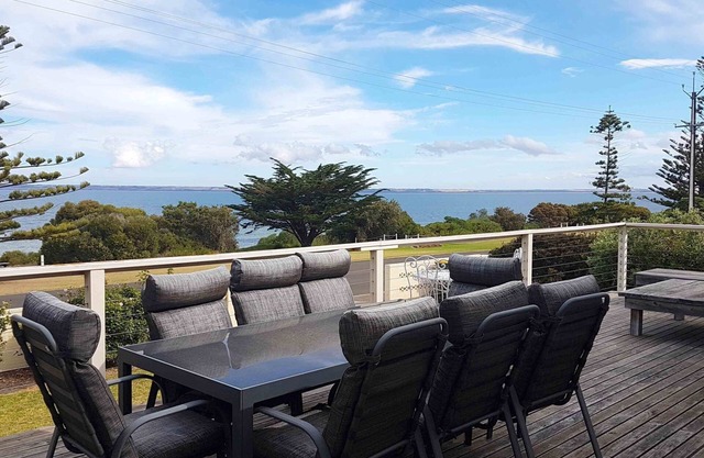 Baywater | Kingscote