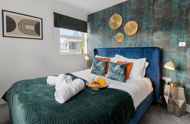 Beach breeze, Sea view, Central location