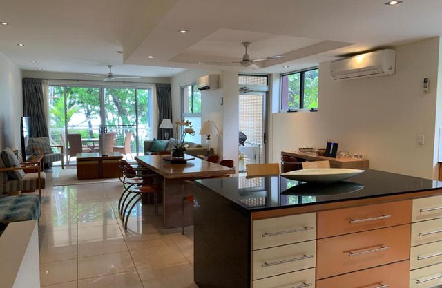 Beach House Apartment 1