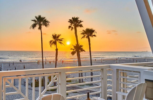 Beach House Hotel at Hermosa Beach