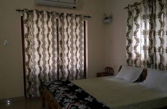 BEACH SIDE FURNISHED AC 2 BEDROOM-HALL-KITCHEN APARTMENT-IF3