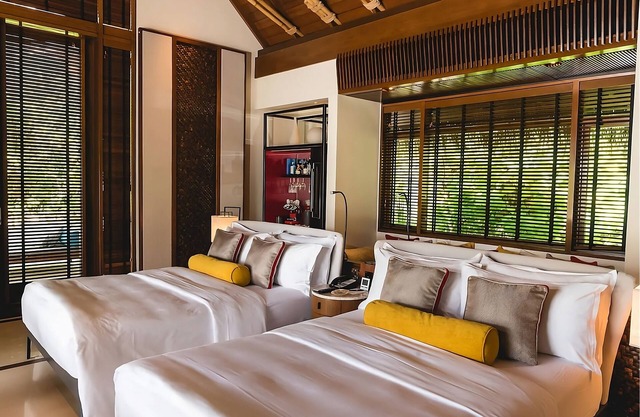 Beach Villa Two Queen Beds at One&Only Reethi Rah, Balcony With Beach View!