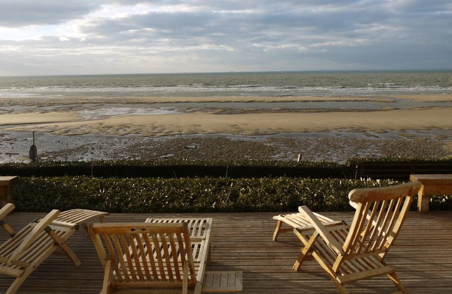 Beachfront apartment
