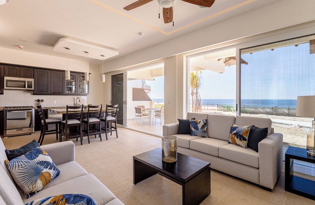 Beachfront Condo in Peaceful Puerto Escondido at Vivo Resort