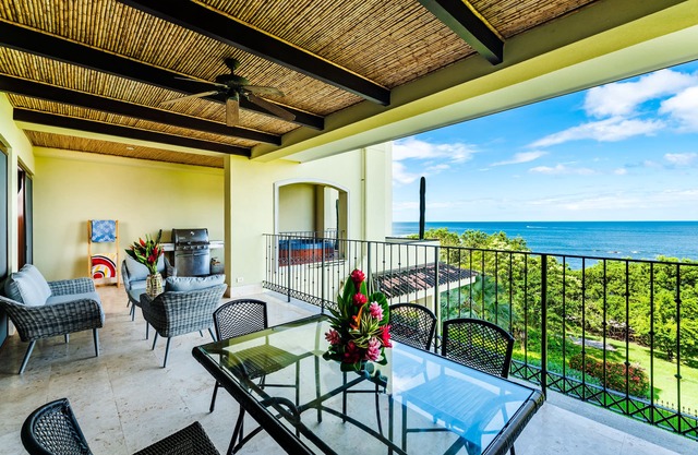 ☀Beachfront Oceanview☀ Private Jacuzzi & Full ktcn