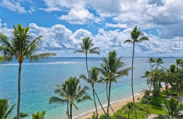 BEACHFRONT PENTHOUSE WITH A/C right on FAMILY SAFE BEACH!