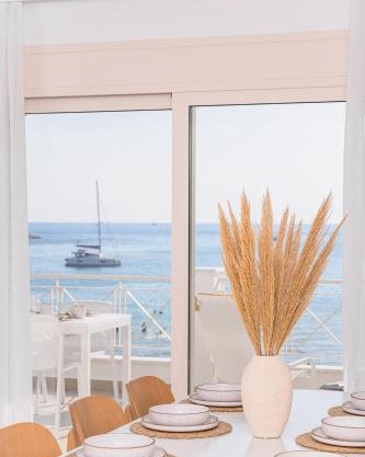 BeachSide Escape Apartments