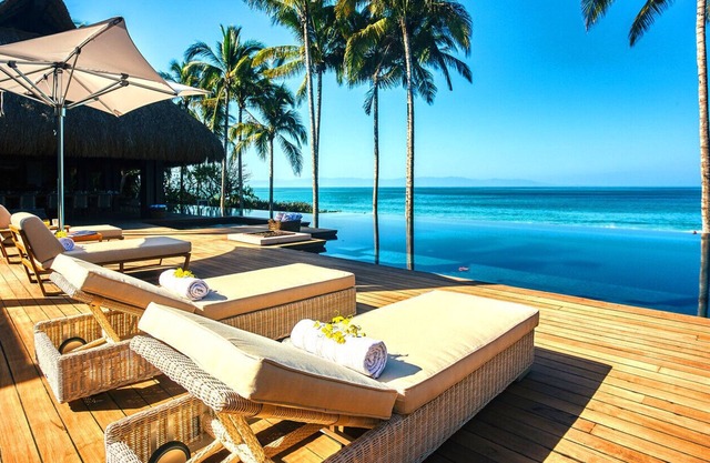 Bear Estate Punta Mita- Black Friday sale-Get 15% OFF any date at Tripintravel!