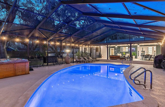 Bearded Oaks | Oasis w/Private Pool + HOT TUB!