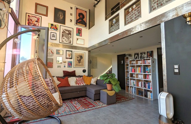 Beau Duplex Artistique Avec vue sur le Canal