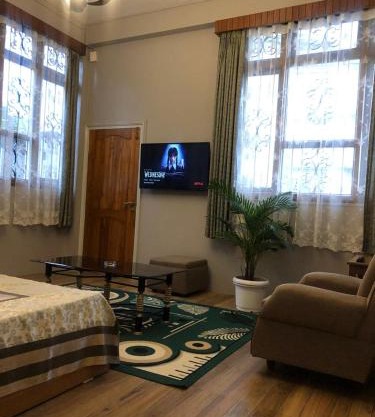 Beaumont Homestay 377