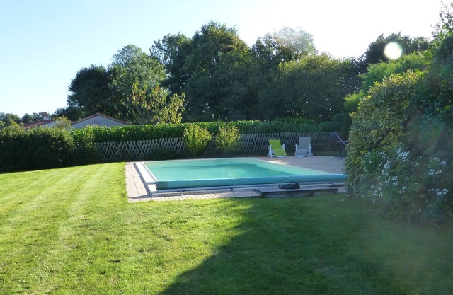 Beautiful French Cottage - Heated in ground Swimming Pool
