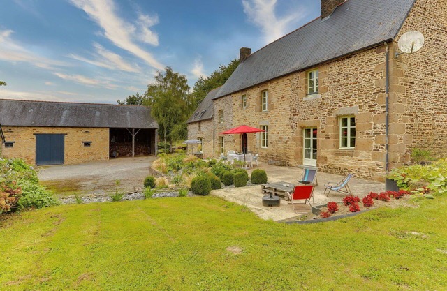 Beautiful private villa for 6 guests with WIFI, TV, terrace, panoramic view and parking
