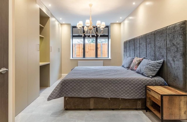 Beautiful 1-Bed Apartment in Golders Green, London