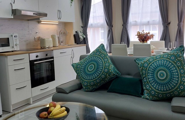 Beautiful 2 Bed Flat Close To Central London