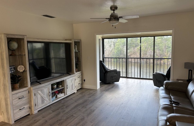 Beautiful 27 Hole Championship Golf Course Condo in a gated community