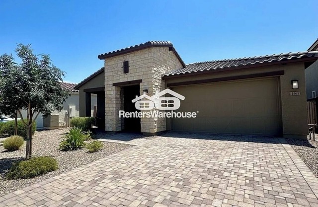 Beautiful 3 bed 3 bath house in awesome community w/Mountain Views & much more
