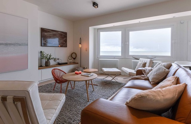 Beautiful 3 bedroom apartment with sea view