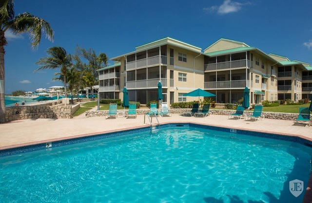 Beautiful 3 Bedroom Oceanview Condo on Seven Mile Beach