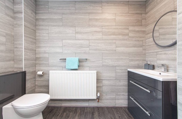 Beautiful 4 bed apartment in Whitley Bay- walking distance to the sea front