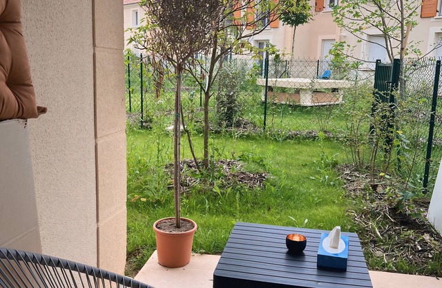 Beautiful apartment with terrace and garden