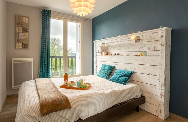 Beautiful apartment for 4 guests with WIFI, TV, balcony and parking