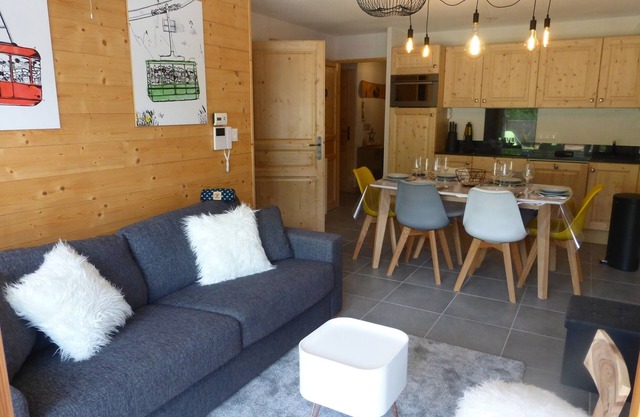 beautiful apartment recent residence 2 bedrooms-2 bathrooms. 150m from the slopes