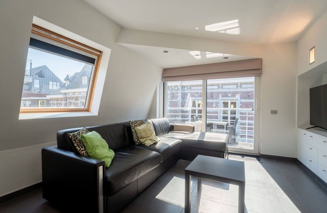 Beautiful apartment for 6 guests with WIFI, TV and balcony