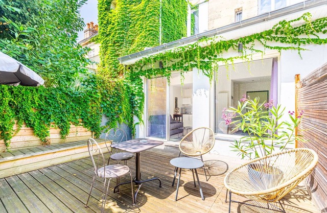Beautiful apartment Bordeaux with lovely terrace