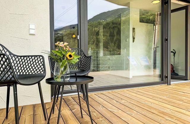 Beautiful apartment for 4 guests with WIFI, TV and terrace