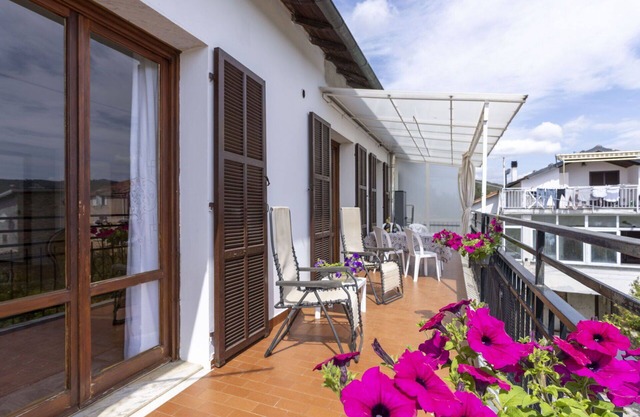 Beautiful apartment for 6 guests with WIFI, balcony and panoramic view