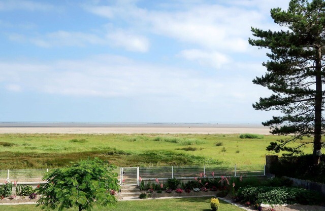 Beautiful apartment for 4 people with WIFI, TV, terrace and parking