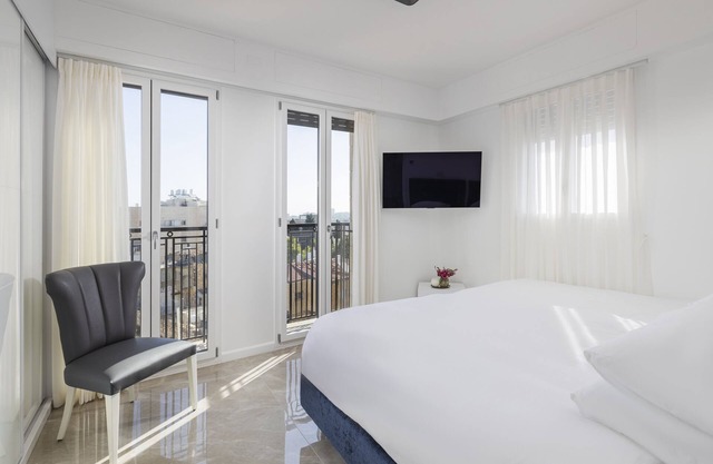 Beautiful apartment in the heart of Geula