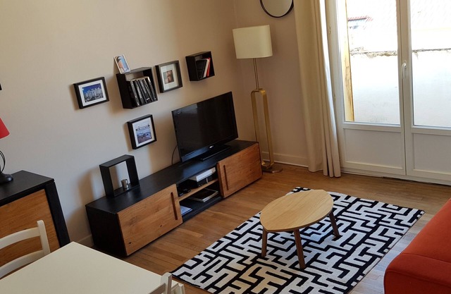 Beautiful apartment ideally located with terrace