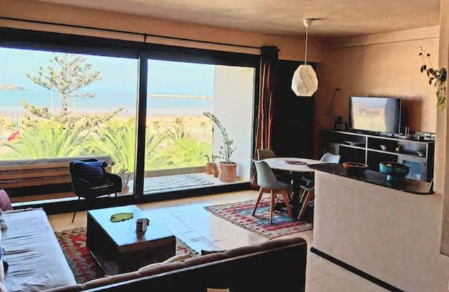 beautiful apartment with sea view